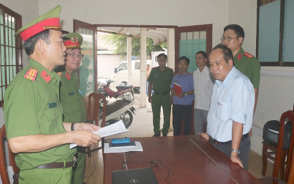 Khởi tố nguyên giám đốc, phó giám đốc Quỹ tín dụng Long Bình và Đại An -0