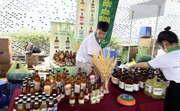 HCMC hosts festival to promote Vietnamese agricultural products -0
