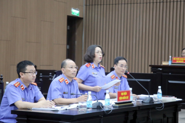 Cựu Chủ tịch UBND tỉnh Bình Thuận bị đề nghị mức án từ 5 - 6 năm tù -0