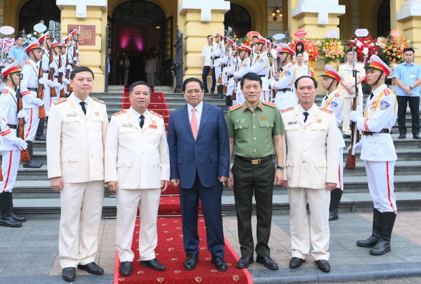 Thủ tướng Phạm Minh Chính dự kỷ niệm 70 năm Ngày truyền thống lực lượng An ninh kinh tế -1