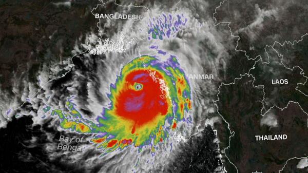 Hai nước châu Á sơ tán khẩn 400.000 dân vì siêu bão -0