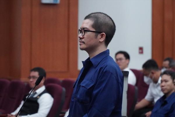  Đề nghị giữ nguyên mức án sơ thẩm đối với vợ chồng cựu Chủ tịch Công ty Alibaba - Nguyễn Thái Luyện -0