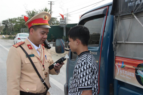 CSGT Thanh Hóa phát hiện hơn 40 vụ phạm pháp hình sự -0