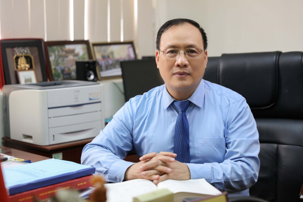 GS.TSKH Nguyễn Đình Đức làm Chủ tịch Hội đồng Trường ĐH Công nghệ -0