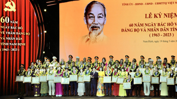 Chủ tịch nước Võ Văn Thưởng dự Lễ kỷ niệm 60 năm Ngày Bác Hồ  về thăm Đảng bộ và nhân dân tỉnh Nam Định -0