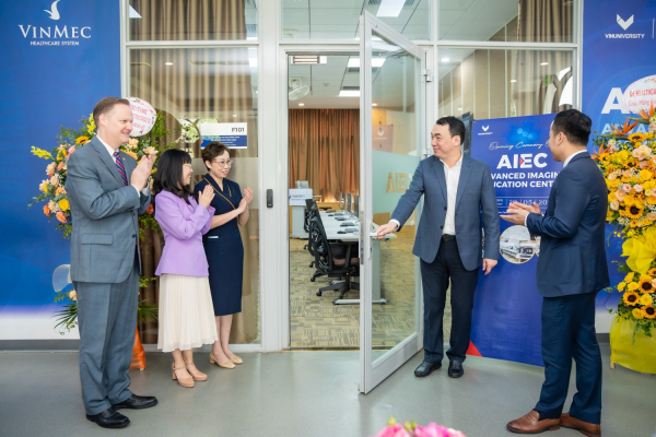 Khai trương Trung tâm AIEC chất lượng quốc tế đầu tiên tại Việt Nam -0