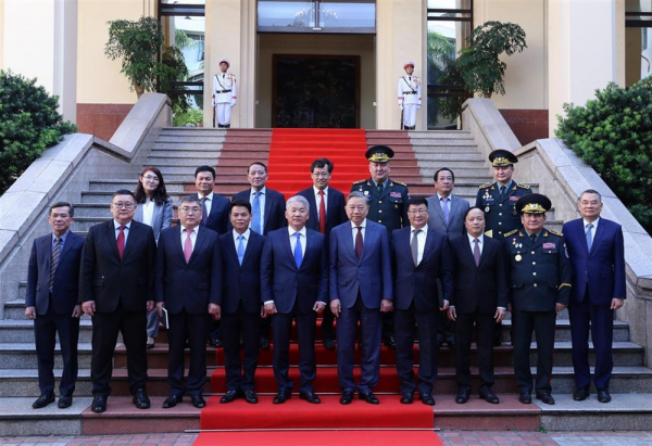 Mongolian National Security Council visits Vietnam's Ministry of Public Security -0