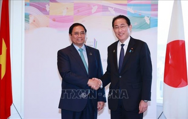 Vietnamese, Japanese Prime Ministers hold talks in Hiroshima -0