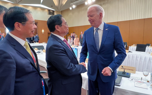Vietnamese Government leader meets US, EC leaders -0