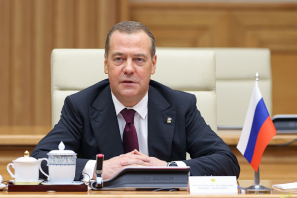 Thủ tướng Phạm Minh Chính tiếp Chủ tịch Đảng Nước Nga thống nhất, Phó Chủ tịch Hội đồng an ninh LB Nga Dmitry Medvedev -0