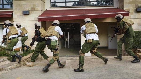 cảnh sát kenya diễn tập đột kích hang ổ tội phạm có tổ chức.jpg -0