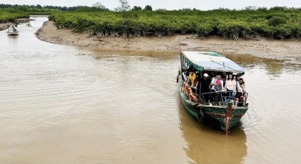 Sở GD&ĐT Hà Nội lên tiếng sau vụ học sinh và phụ huynh tử vong thương tâm tại Vườn quốc gia Xuân Thủy -0