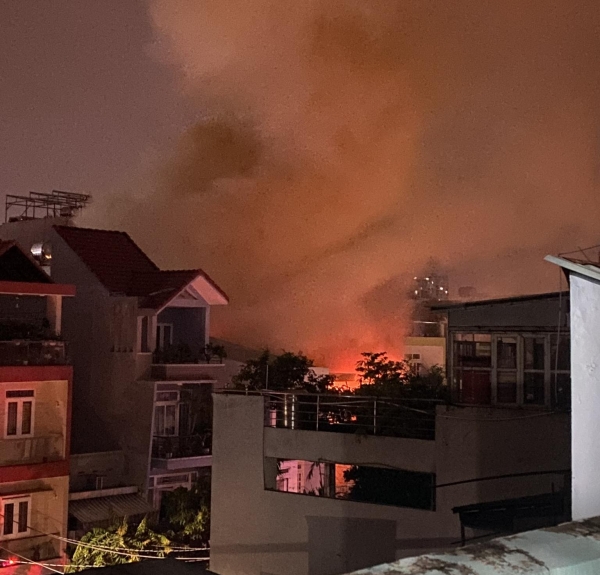 Hai nạn nhân trong vụ cháy nhà tại quận Tân Phú bị bỏng rất nặng, nguy kịch -0