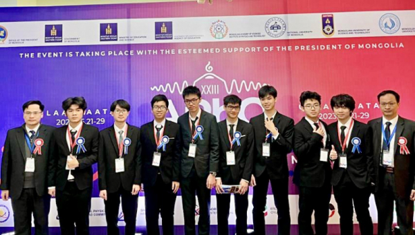 Vietnamese student earns high score at Asian Physics Olympiad -0