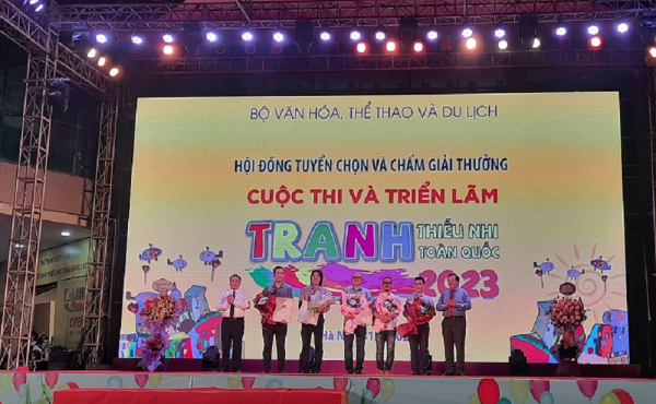 Trao giải thưởng và triển lãm tranh thiếu nhi toàn quốc năm 2023  -0