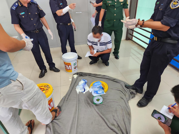 Hải quan Quảng Trị liên tiếp triệt phá 2 vụ vận chuyển trái phép ma túy -0