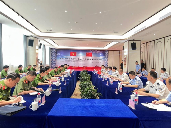 Vietnam, China boost cooperation in preventing drug-related crimes -0