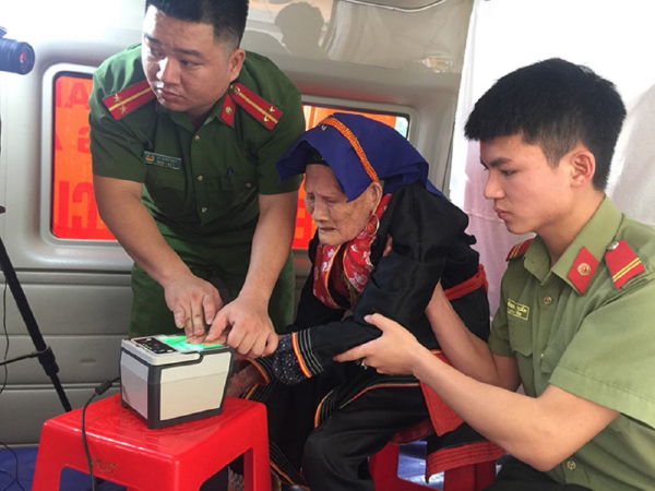 Công an Quảng Ninh hoàn thành tiến độ thu nhận hồ sơ cấp CCCD trước 63 ngày -0
