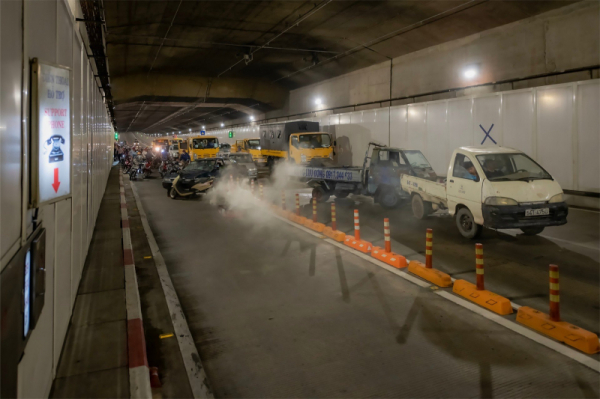 Police conduct firefighting and rescue drill at Saigon River Tunnel  -0