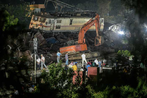 Tai nạn tàu hỏa thảm khốc ở Ấn Độ: Nguyên nhân vì đâu? -0