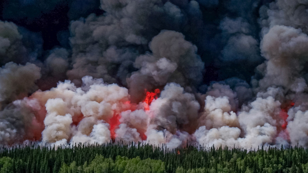 Cháy rừng nghiêm trọng chưa từng có tại Canada  -0