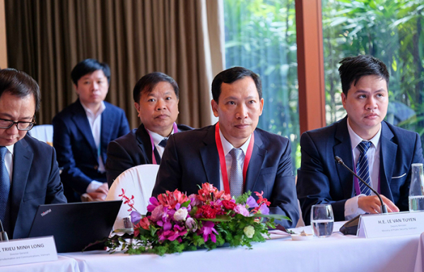 Deputy Minister Le Van Tuyen attends Asia Technology Summit 2023 -0