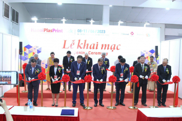 Doanh nghiệp của hơn 11 quốc gia tham dự Triển lãm HanoiPlasPrintPack -0