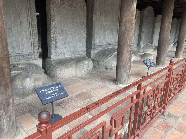 Đến Văn Miếu-Quốc Tử Giám Hà Nội không phải để cầu may -0