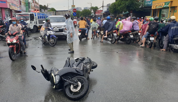 Tạm giữ khẩn cấp tài xế xe “điên” gây tai nạn liên hoàn -2