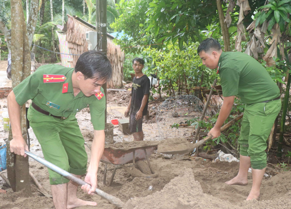 Đẩy nhanh tiến độ xây dựng nhà cho hộ nghèo đồng bào Khmer -0