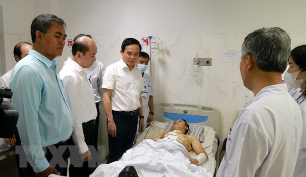 Phó Thủ tướng Trần Lưu Quang thăm các nạn nhân vụ tấn công tại Đắk Lắk -2