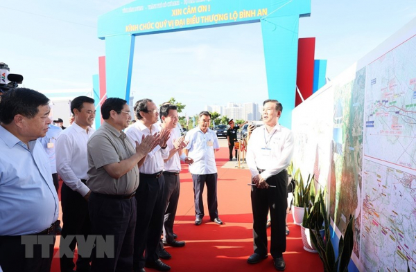 Thủ tướng Phạm Minh Chính tuyên bố khởi công 3 dự án trọng điểm ngành GTVT -0