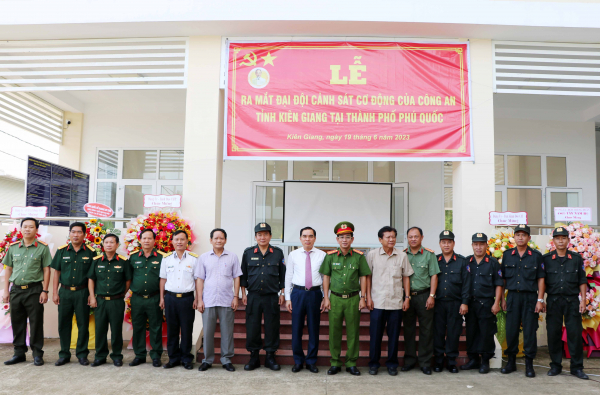 Thành lập Đại đội Cảnh sát cơ động tại TP Phú Quốc -0