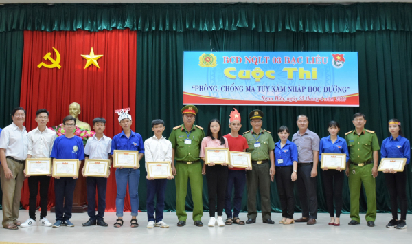 Công an Bạc Liêu mở nhiều cao điểm tấn công, triệt phá tội phạm về mà túy -0