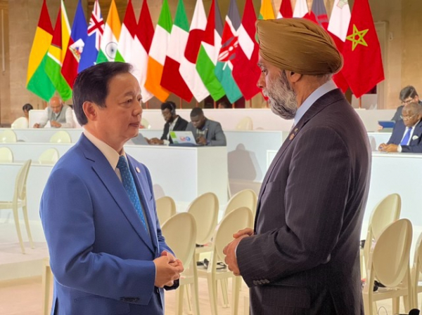 Phó Thủ tướng Trần Hồng Hà dự khai mạc Hội nghị Thượng đỉnh về hiệp ước tài chính toàn cầu mới - 1