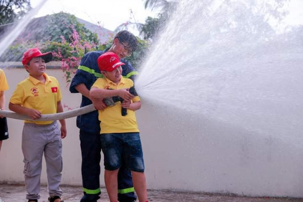 Over 360 students join “A day to act as firefighters” program -0