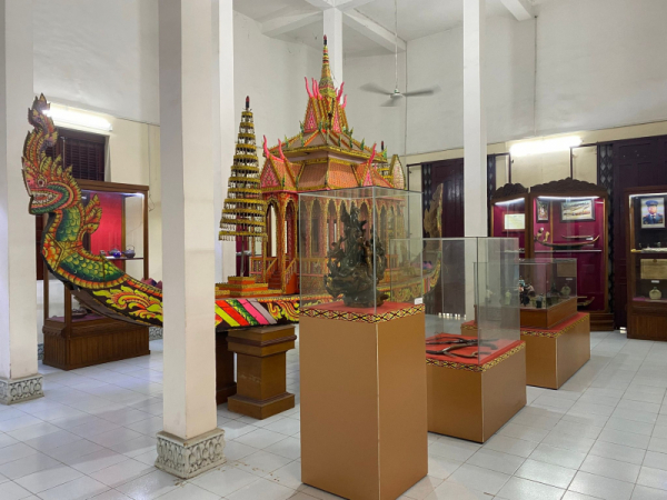 Khmer cultural gallery: a hot attraction in Soc Trang -0