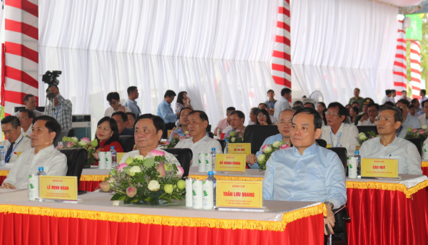 Phó Thủ tướng Trần Lưu Quang dự lễ khởi công đường bộ cao tốc Cao Lãnh – An Hữu -1