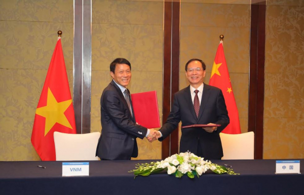 Thứ trưởng Lương Tam Quang làm việc với đồng chí Hứa Cam Lộ, Thứ trưởng Bộ Công an Trung Quốc -0
