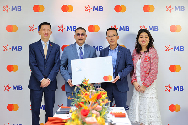 MB và Mastercard công bố hợp tác toàn diện -0