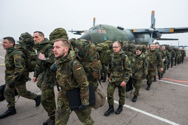 Đức chuẩn bị điều một lữ đoàn đồn trú vĩnh viễn ở sườn Đông NATO  -0