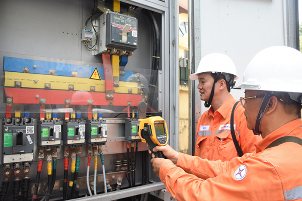 EVNHANOI cung ứng điện an toàn và ổn định phục vụ cho 189 điểm thi tốt nghiệp THPT -0