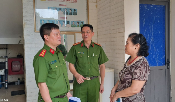 Công an phối hợp ngân hàng kịp thời phong toả tài khoản, lấy lại được tiền cho bị hại  -0