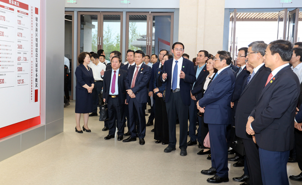Thủ tướng Phạm Minh Chính thăm Khu mới Hùng An, tỉnh Hà Bắc, Trung Quốc -0