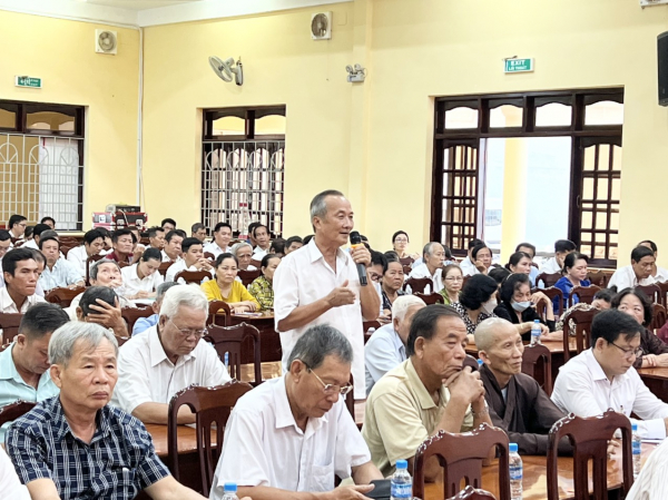 Đồng chí Lê Tấn Tới tiếp xúc cử tri tại tỉnh Long An sau kỳ họp thứ 5, Quốc hội khóa XV -0