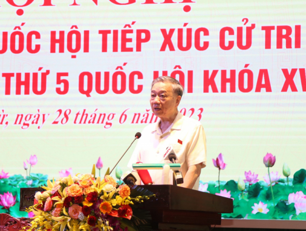 General To Lam meets voters in Phu Cu district, Hung Yen province  -0