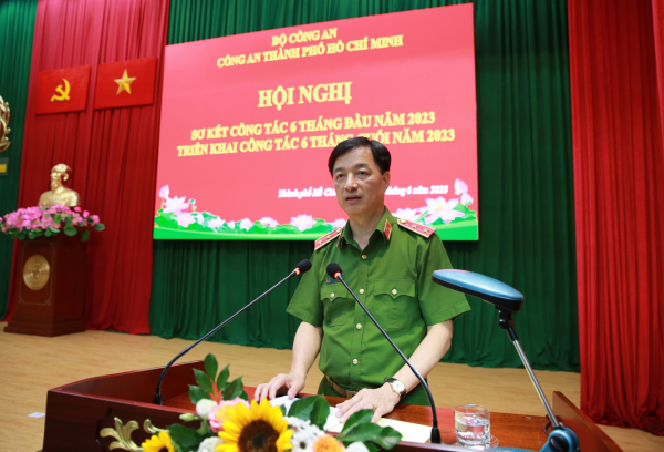 Công an TP Hồ Chí Minh cần nhận thức và chủ động trước các nguy cơ gia tăng tội phạm  -0