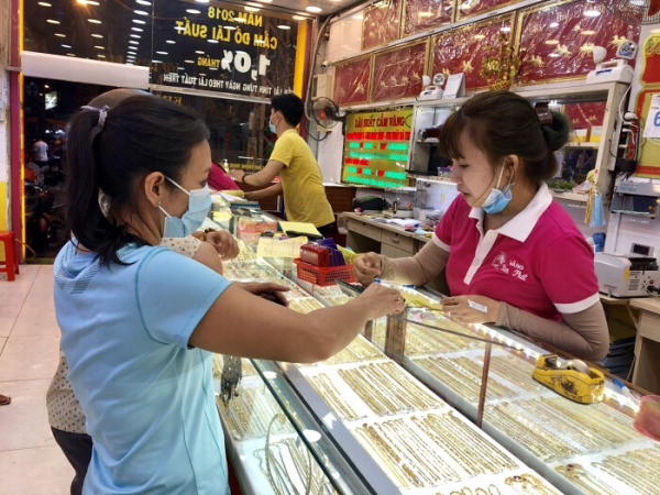 Gold jewelry demandup sharply in Vietnam -0