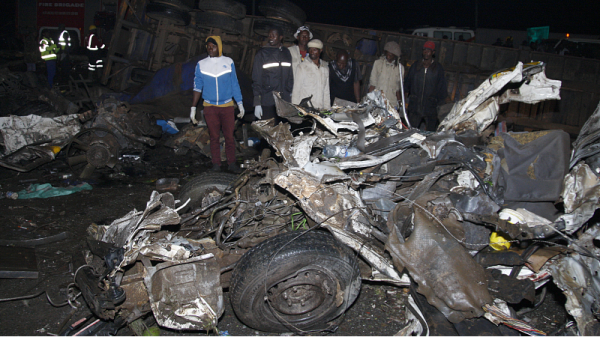 Container tại Kenya chệch bánh, gây tai nạn khiến ít nhất 48 người thiệt mạng -0