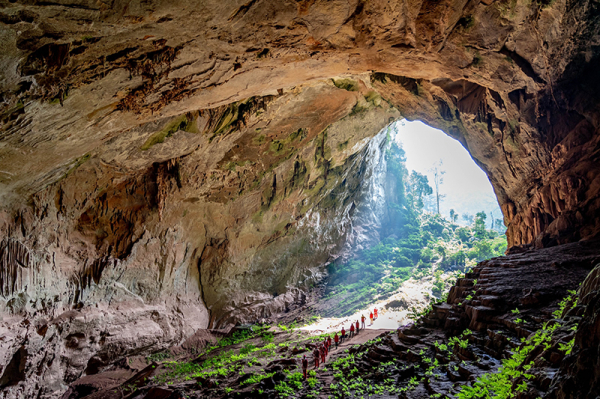 Hang động ở Phong Nha-Kẻ Bàng có tổng chiều dài 243 km -0